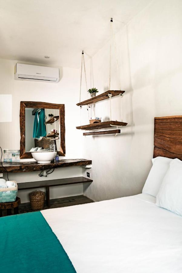Hotel Y Beach Club Casa Mia Xulha -Bacalar Xul-Ha Екстер'єр фото