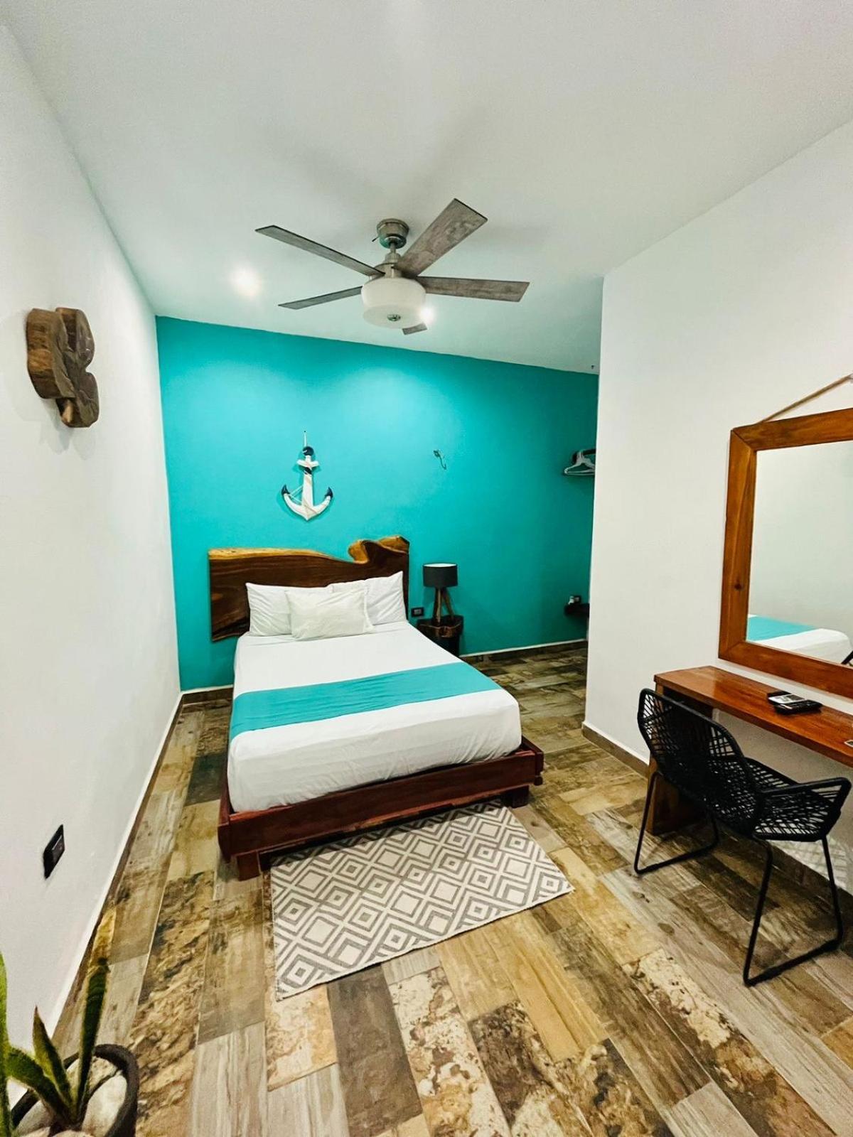 Hotel Y Beach Club Casa Mia Xulha -Bacalar Xul-Ha Екстер'єр фото